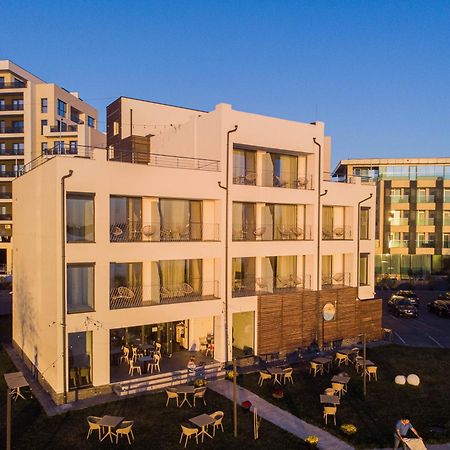 Отель Poeme Mamaia Retreat Экстерьер фото