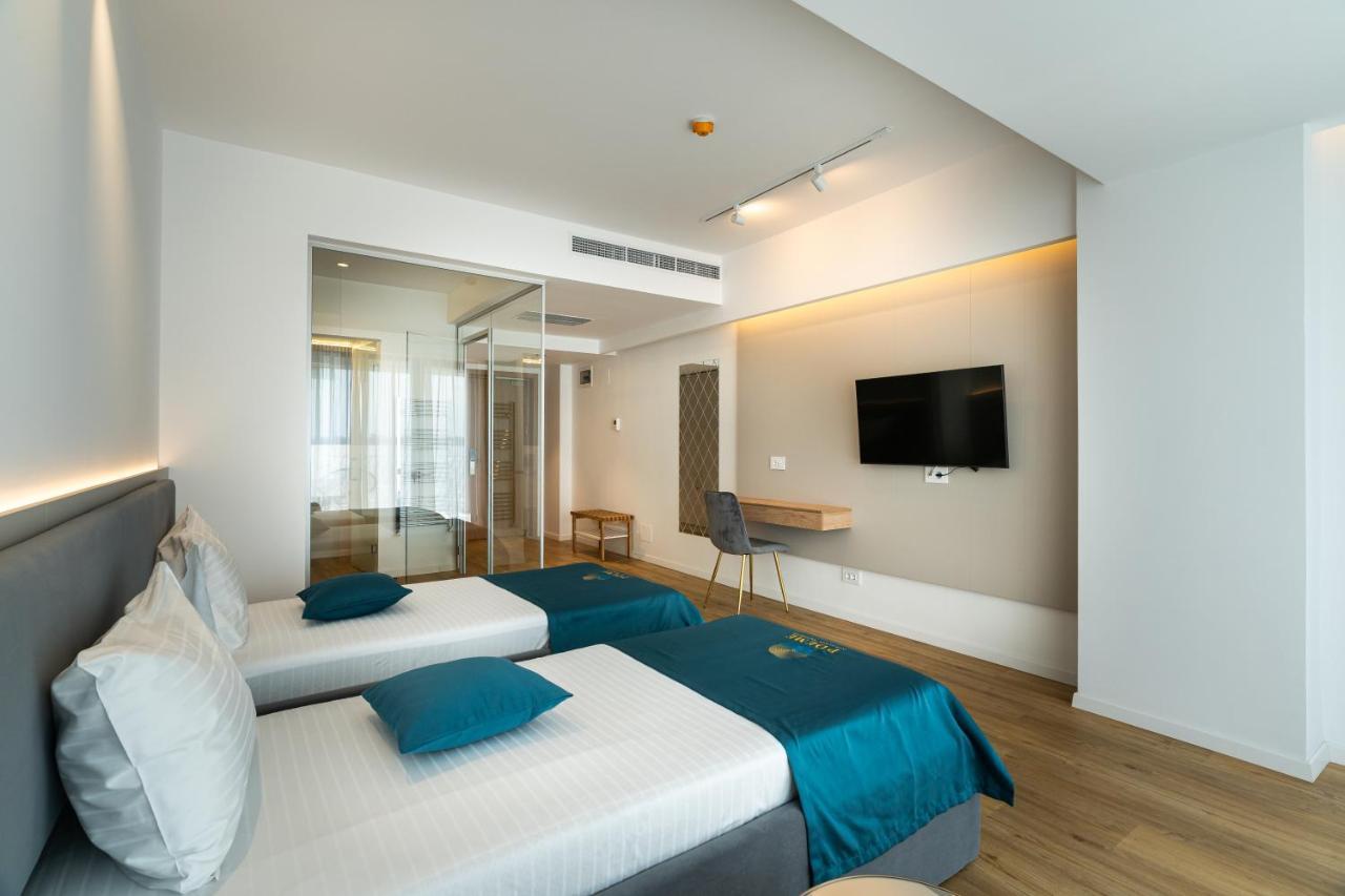 Отель Poeme Mamaia Retreat Экстерьер фото