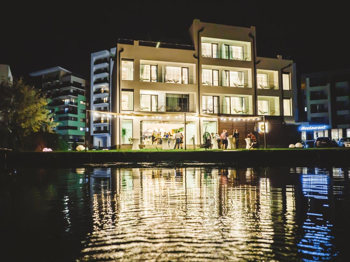 Отель Poeme Mamaia Retreat Экстерьер фото