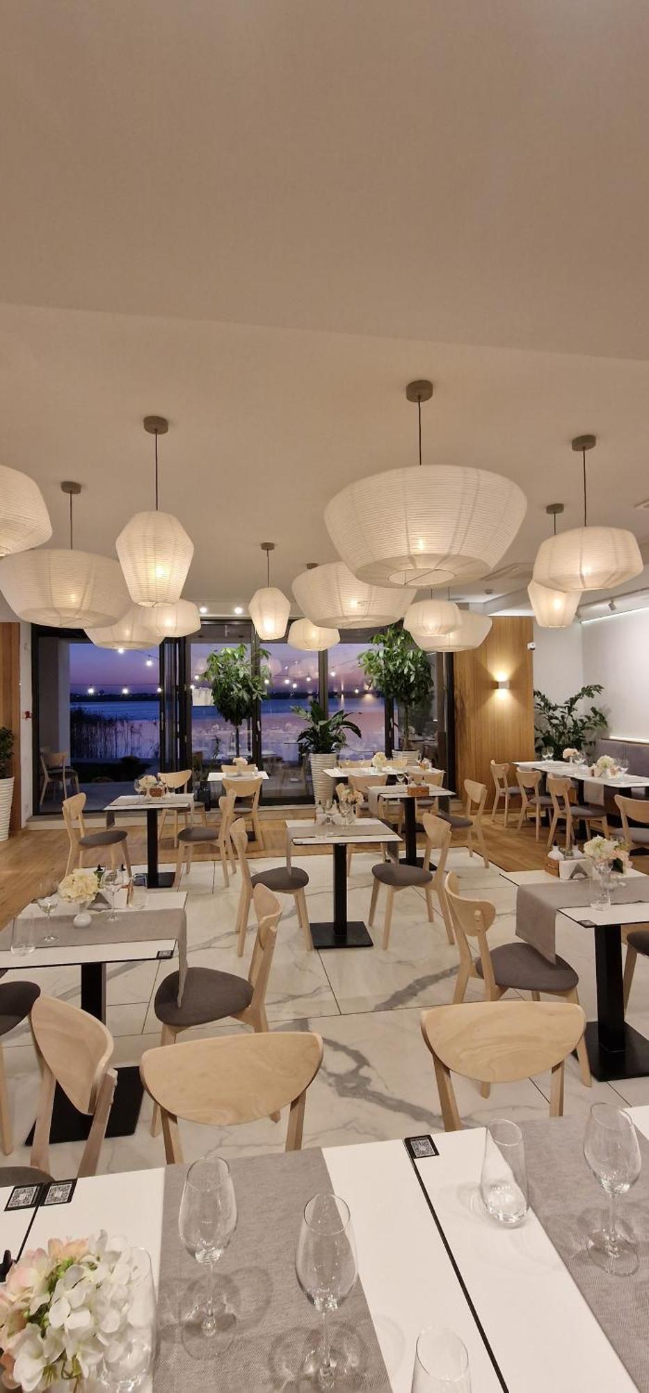 Отель Poeme Mamaia Retreat Экстерьер фото